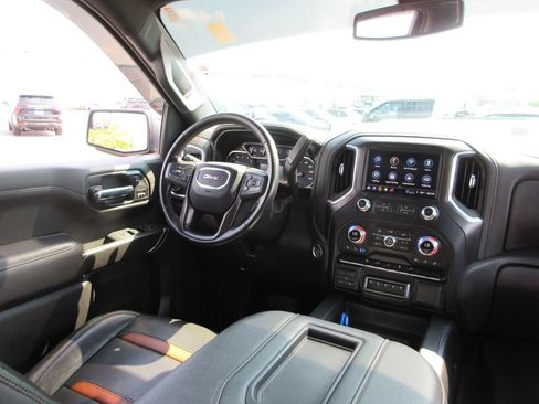 Certified 2021 GMC Sierra 1500 AT4 AWD/4WD image 26