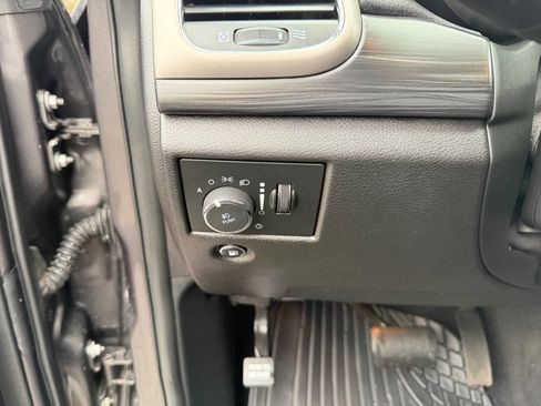 Used 2020 Jeep Grand Cherokee Altitude image 33