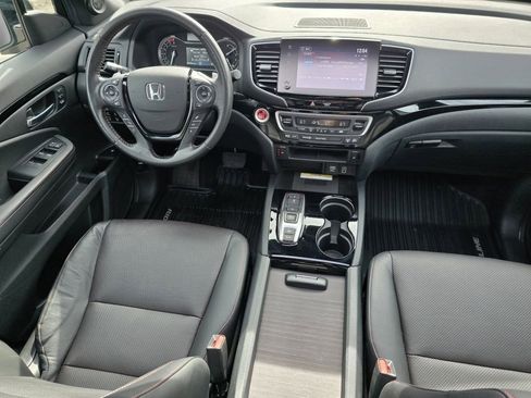 Certified 2023 Honda Ridgeline Black Edition image 32