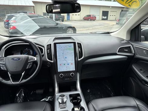 Used 2021 Ford Edge SEL w/ Convenience Package FWD image 6