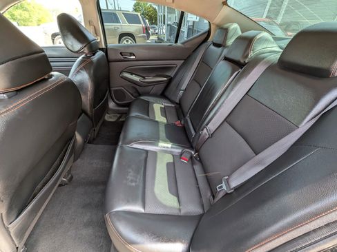 Used 2019 Nissan Altima 2.5 SR FWD image 30