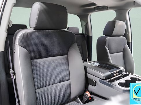 Used 2017 Chevrolet Silverado 1500 LT w/ All Star Edition image 36