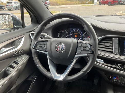 Used 2023 Buick Enclave Avenir w/ Avenir Technology Package AWD/4WD image 20