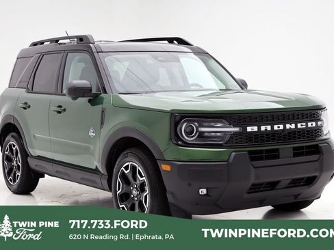 Used 2025 Ford Bronco Sport Outer Banks w/ Outer Banks Tech Package+ AWD/4WD image 1