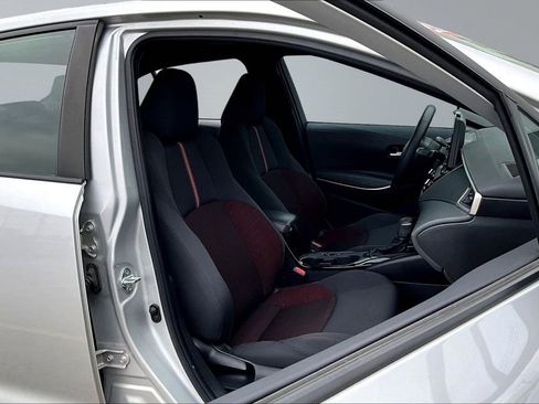Used 2023 Toyota Corolla SE FWD image 29