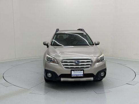 Used 2015 Subaru Outback 3.6R Limited AWD/4WD image 8
