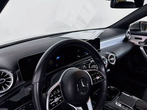Used 2019 Mercedes-Benz A 220 4MATIC image 4