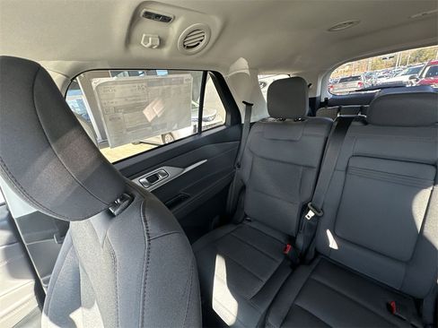 New 2026 Ford Explorer Active image 12