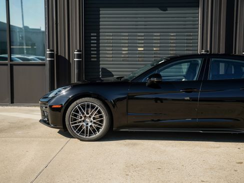 New 2026 Porsche Panamera 4 image 11
