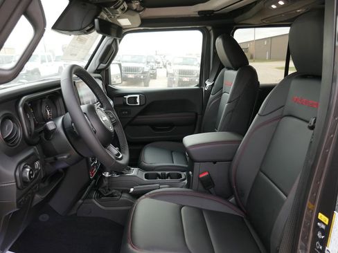 New 2026 Jeep Gladiator Rubicon AWD/4WD image 16