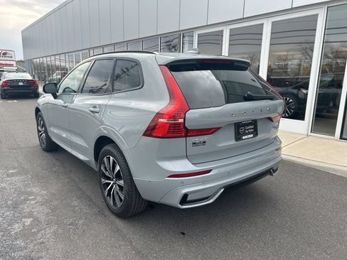 Used 2025 Volvo XC60 B5 Plus AWD/4WD image 3