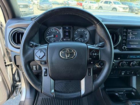Used 2023 Toyota Tacoma TRD Sport AWD/4WD image 16