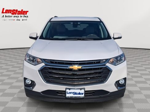 Used 2021 Chevrolet Traverse LT image 8