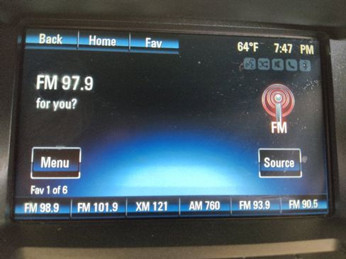 Used 2017 Chevrolet Equinox LT image 25