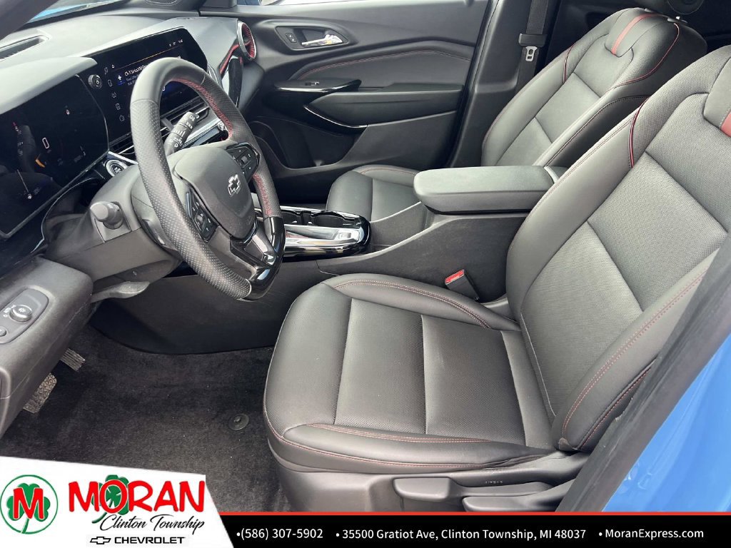Certified 2024 Chevrolet Trax RS w/ Driver Confidence Package FWD image 17