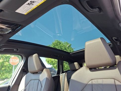 New 2026 BMW X3 xDrive30 w/ Premium Package AWD/4WD image 13