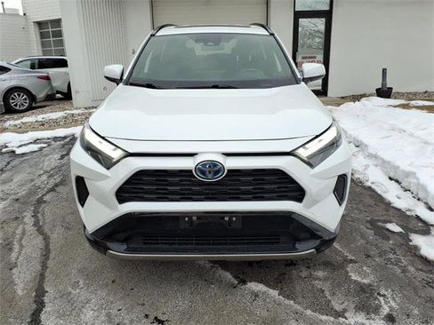 Certified 2024 Toyota RAV4 SE w/ Convenience Package image 24