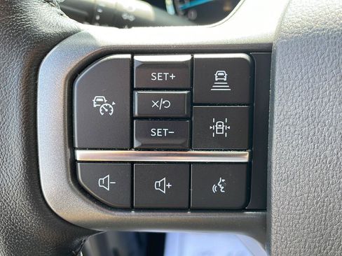 Used 2022 Ford F150 XLT w/ Equipment Group 302A High AWD/4WD image 15