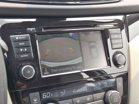 Certified 2022 Nissan Rogue Sport SL AWD/4WD image 19