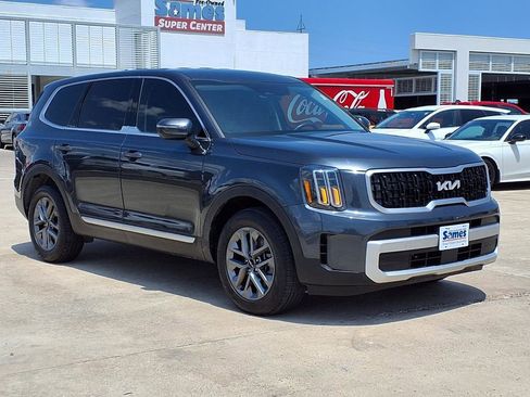 Certified 2024 Kia Telluride LX FWD image 1