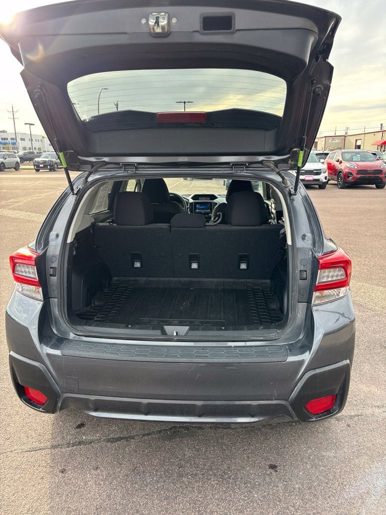 Used 2021 Subaru Crosstrek 2.0i AWD/4WD image 24