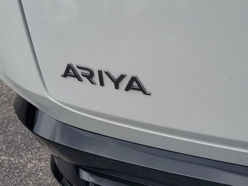 Certified 2024 Nissan Ariya FWD image 9