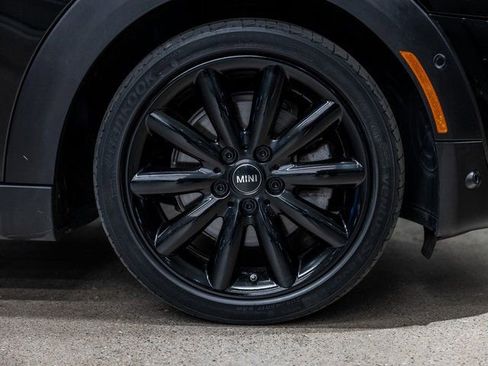 Used 2018 MINI Cooper S image 19