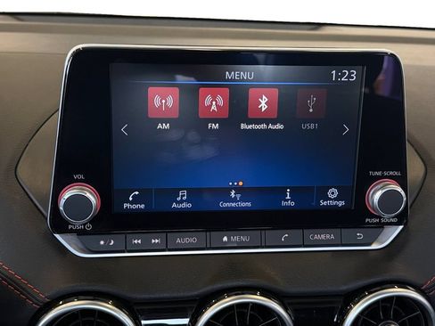 Used 2025 Nissan Sentra SR FWD image 12