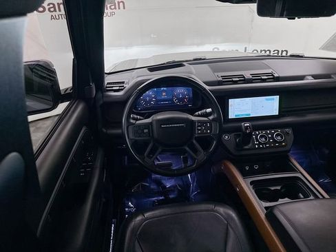 Used 2021 Land Rover Defender 110 X AWD/4WD image 23