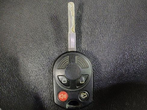 Used 2018 Ford Escape SEL FWD image 32