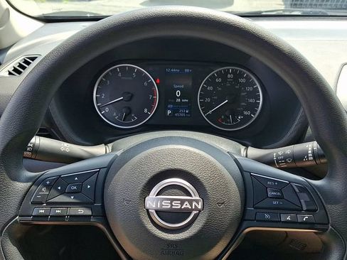 Used 2025 Nissan Sentra S FWD image 20