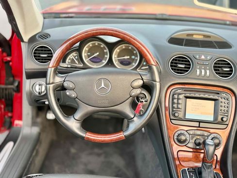 Used 2004 Mercedes-Benz SL 500 image 25