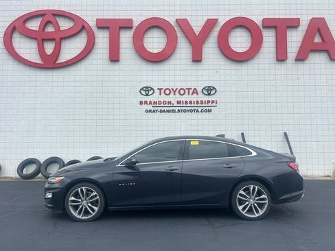 Used 2022 Chevrolet Malibu Premier FWD image 4
