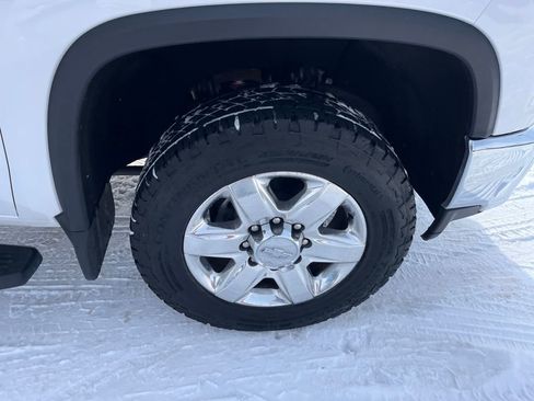 Used 2020 Chevrolet Silverado 2500 LTZ w/ LTZ Premium Package image 28