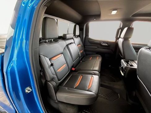 Used 2023 GMC Sierra 1500 AT4 w/ AT4 Premium Package AWD/4WD image 17