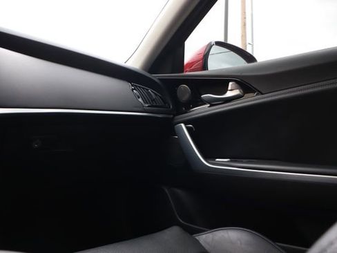 Used 2019 Kia Stinger Premium AWD/4WD image 40