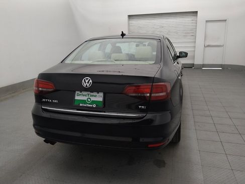 Used 2017 Volkswagen Jetta SEL FWD image 7