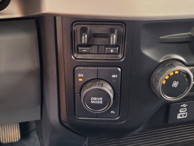 Used 2024 Ford F250 XL w/ STX Appearance Package AWD/4WD image 23