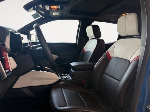 Used 2023 GMC Canyon AT4X AWD/4WD image 7