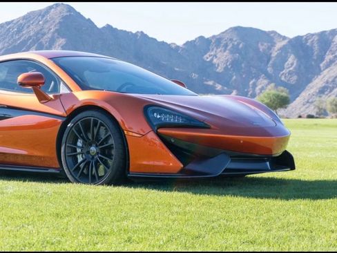 Used 2016 McLaren 570S Coupe RWD image 6
