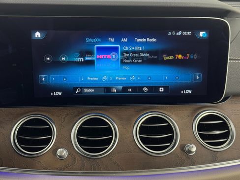 Used 2022 Mercedes-Benz E 450 4MATIC All-Terrain Wagon image 31