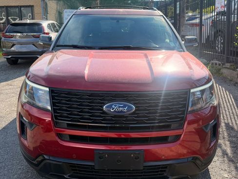 Used 2018 Ford Explorer Sport AWD/4WD image 2
