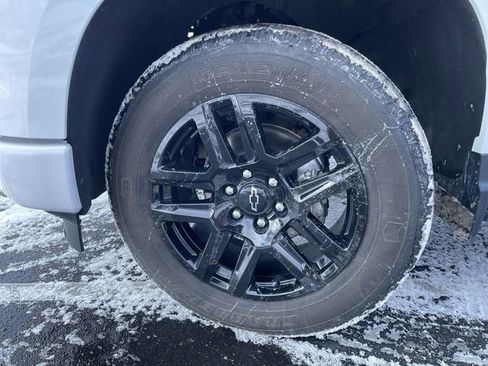 Used 2023 Chevrolet Silverado 1500 RST image 32