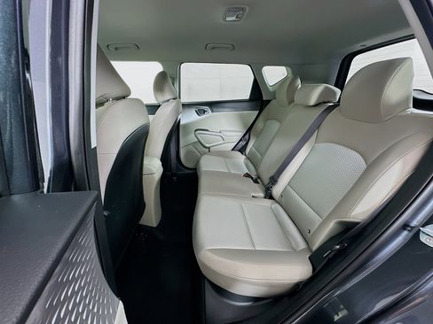 Used 2025 Kia Soul LX w/ LX Technology Package image 26