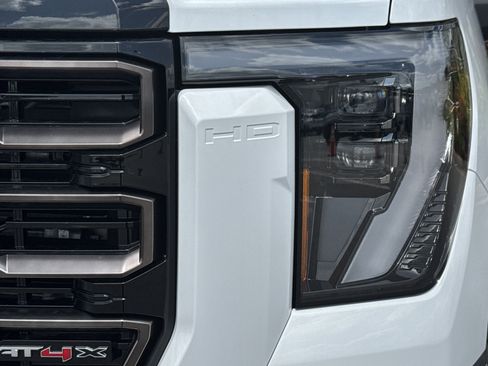 New 2026 GMC Sierra 2500 AT4X AWD/4WD image 7
