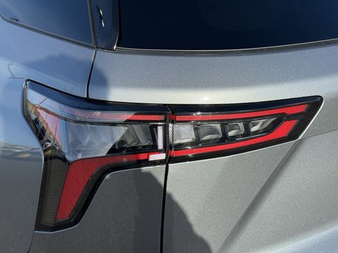 New 2026 Chevrolet Equinox LT w/ Convenience Package II image 36