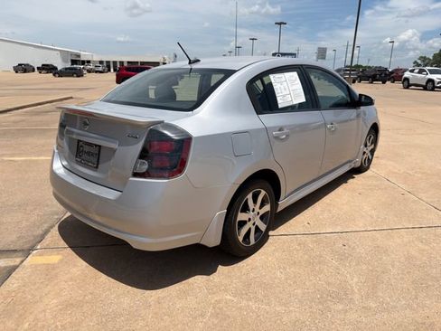 Used 2012 Nissan Sentra 2.0 SR w/ Special Edition Pkg FWD image 16