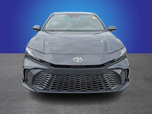 Used 2026 Toyota Camry SE w/ Convenience Package FWD image 2