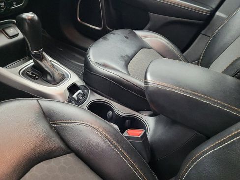 Used 2020 Jeep Compass Latitude w/ Cold Weather Group FWD image 26