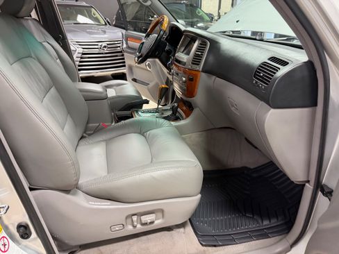 Used 2007 Lexus LX 470 4WD image 25
